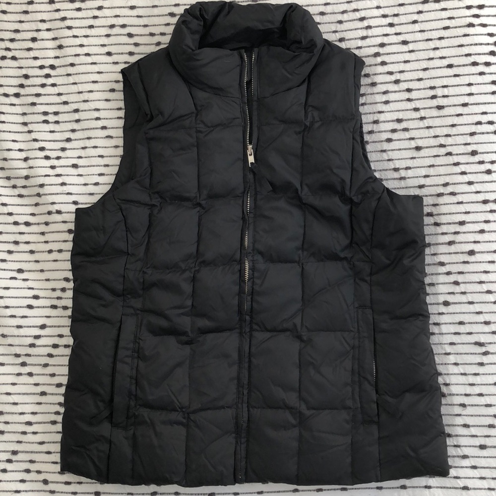 Gap Black Puffy Vest